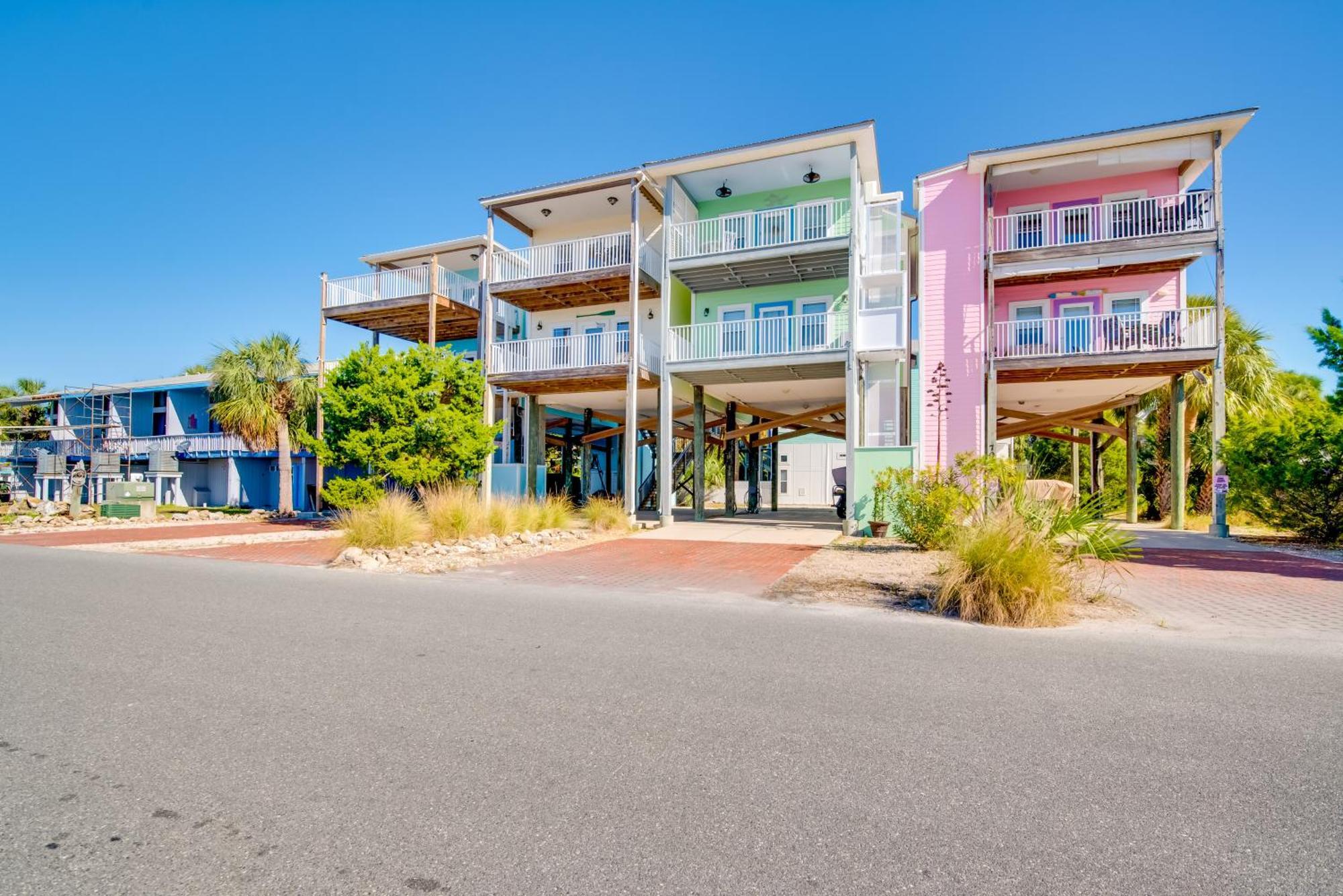 Oceanfront Oasis In Cedar Key With 2 Balconies! Villa Bagian luar foto