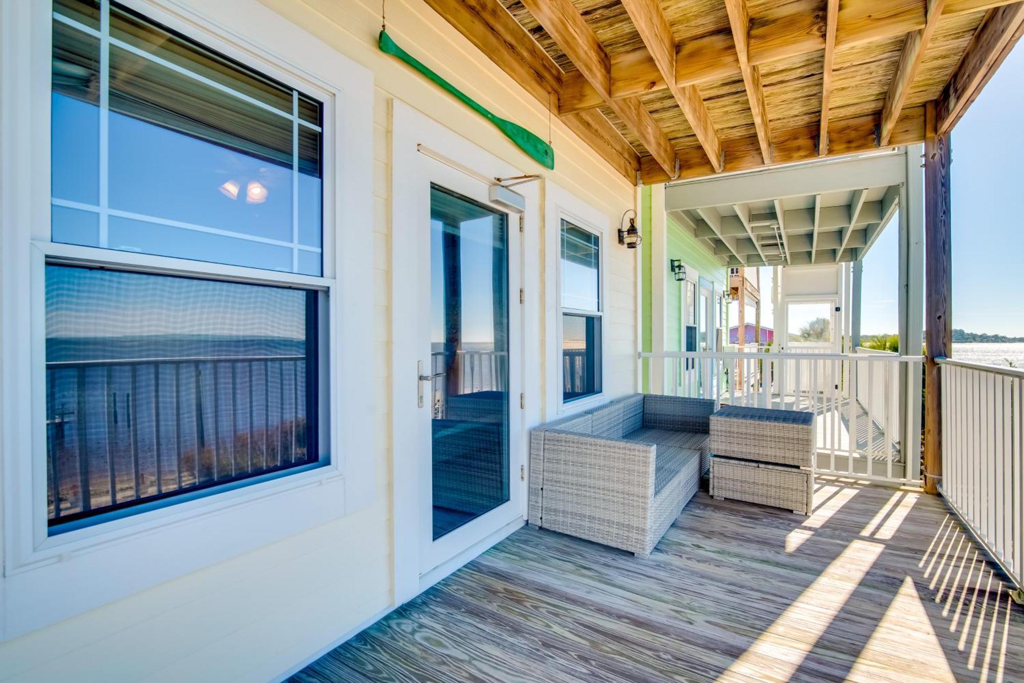 Oceanfront Oasis In Cedar Key With 2 Balconies! Villa Bagian luar foto