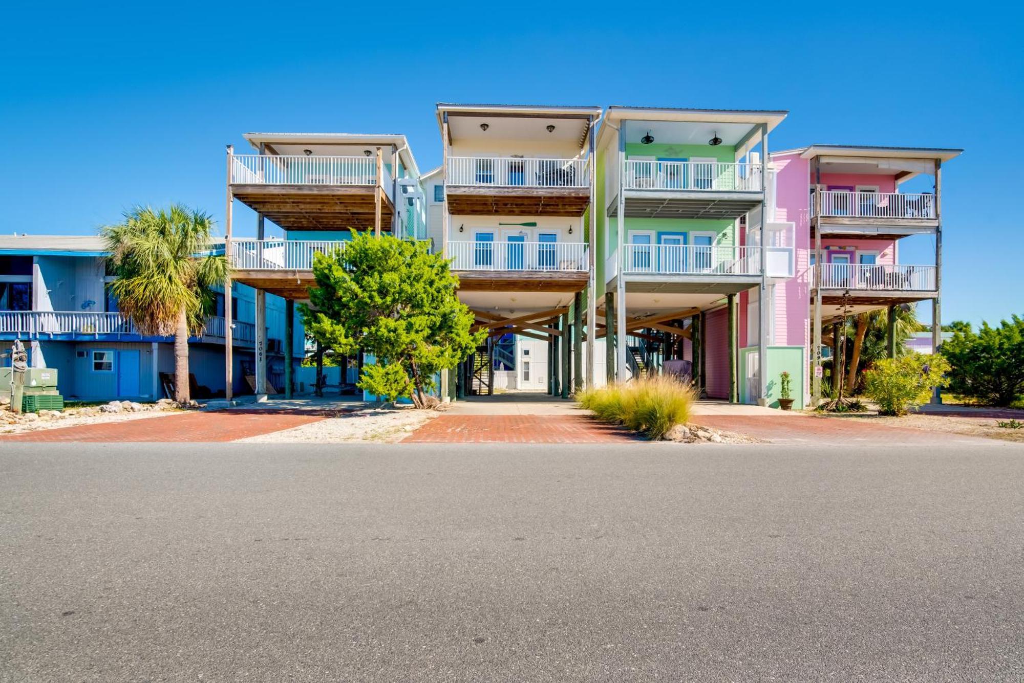 Oceanfront Oasis In Cedar Key With 2 Balconies! Villa Bagian luar foto